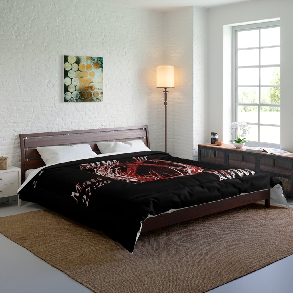 His Soul for Yours Matt. 27:29 - Color Black Comforter